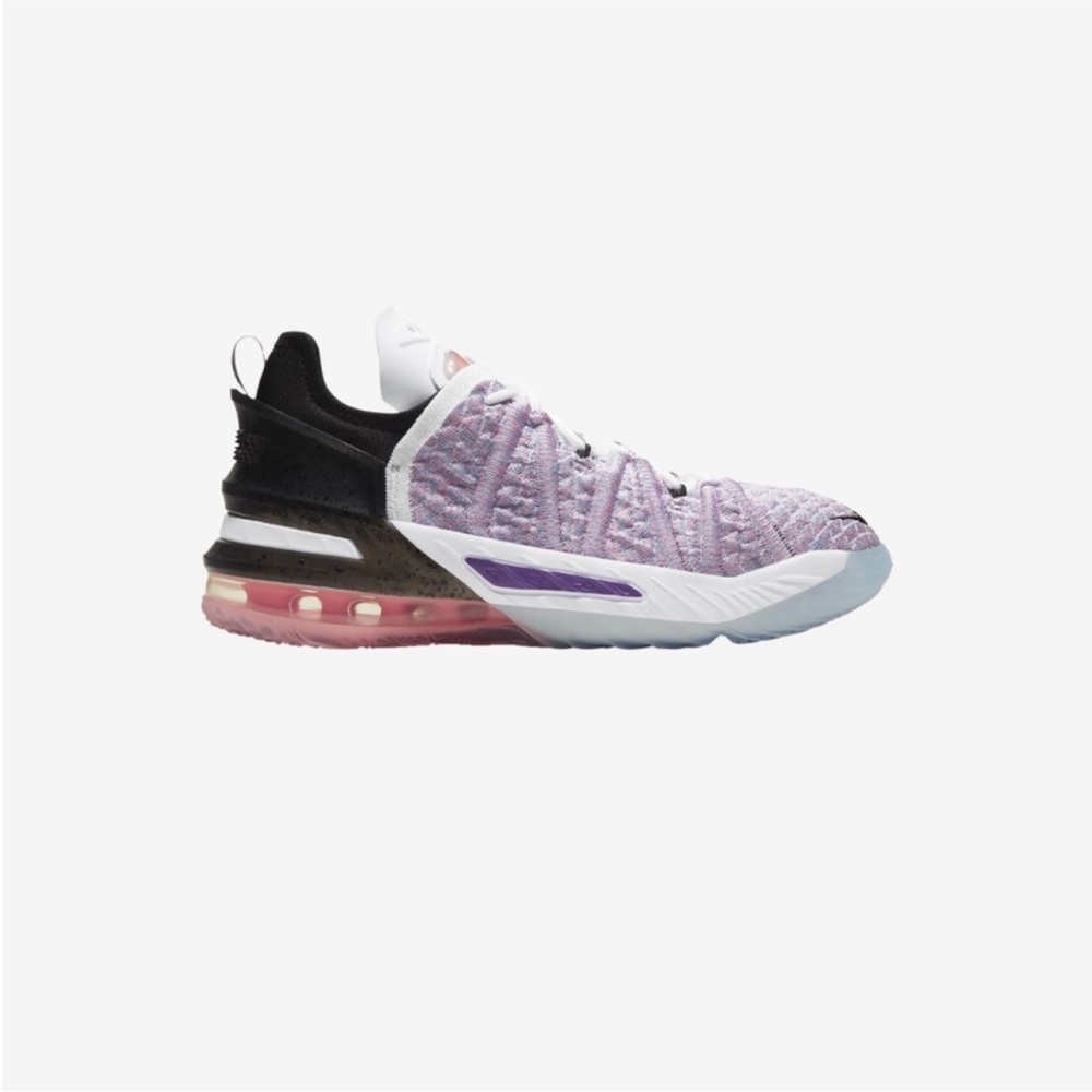 Nike LeBron 18 sz 6 youth